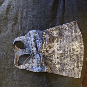 Lululemon tank
